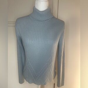 Jones New York Powdered Blue Turtleneck Sweater with Ribbed Knit size L